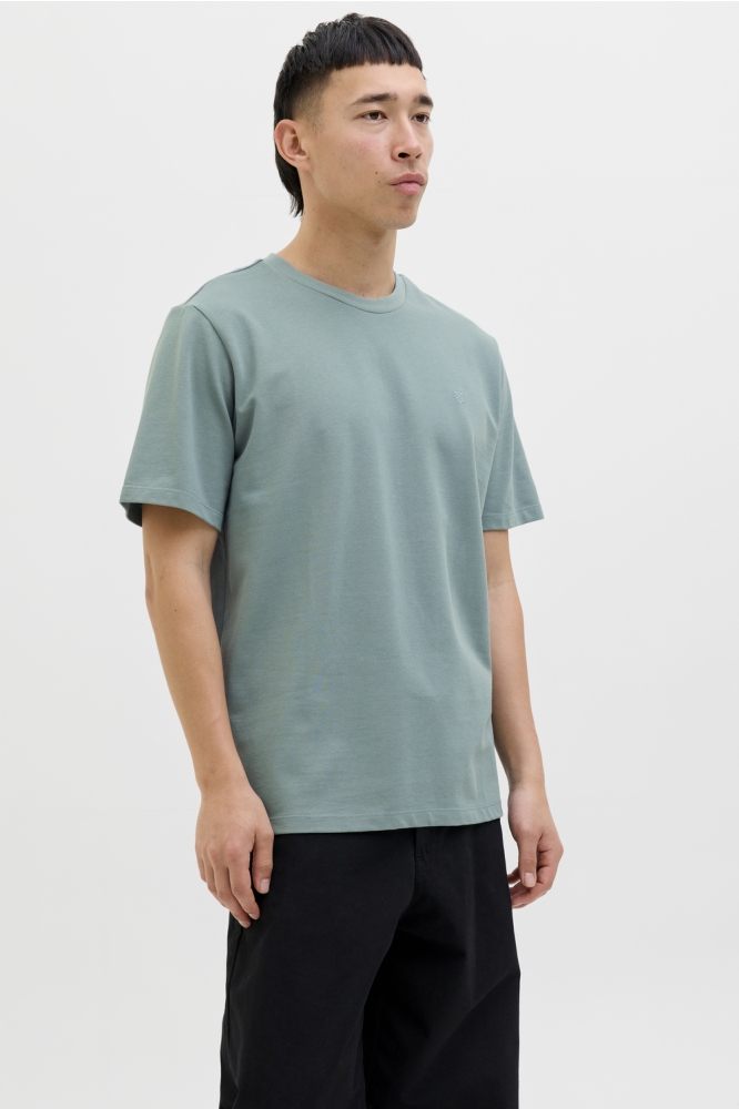 JPRBLUHUG SS TEE 12279210 STORMY SEA
